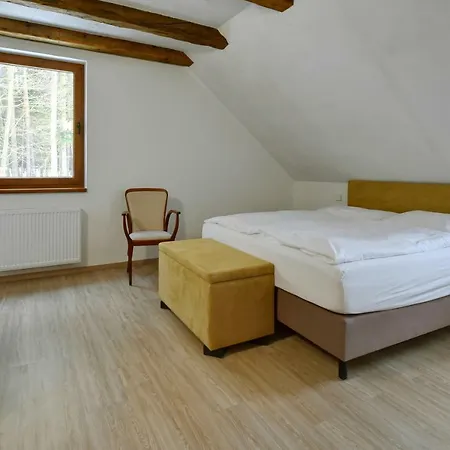 Zamecka Fortovna Obora - Forester House Kaznejov Exterior photo