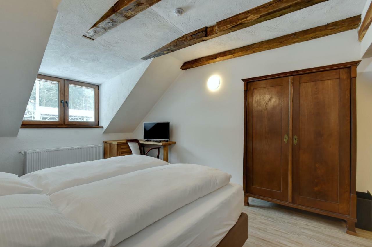 Zamecka Fortovna Obora - Forester House *