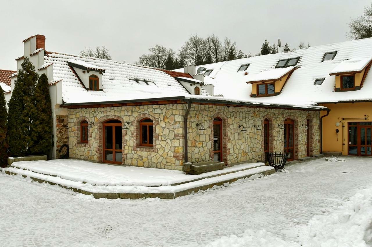 Zamecka Fortovna Obora - Forester House Apartment