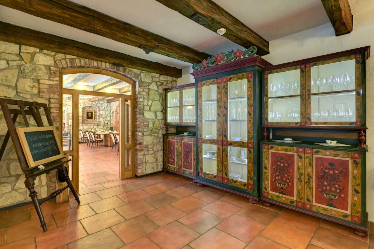 Apartment Zamecka Fortovna Obora - Forester House Kaznejov